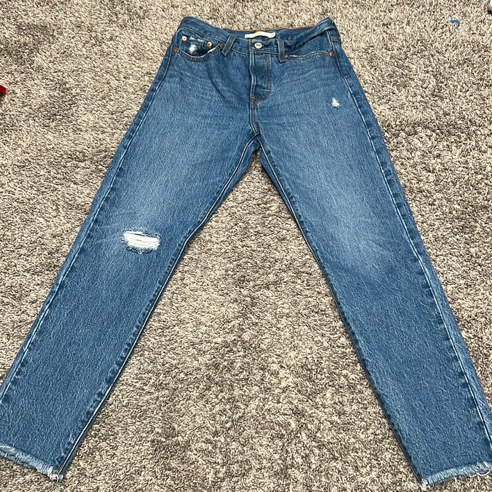 *LIKE NEW, NEVER WORN* Levi’s Wedgie